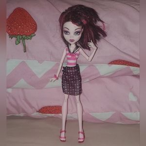 Draculaura Doll